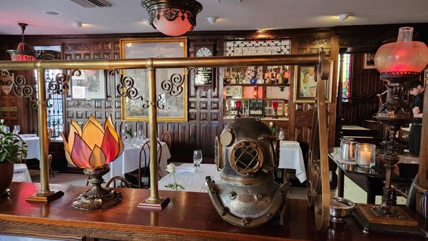 Saloon Restaurant by null