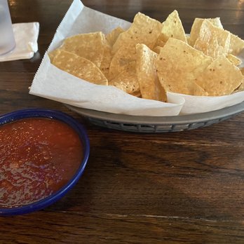 E Bar Tex-Mex - Chips and salsa - Mexican Near Me - Dallas, Texas