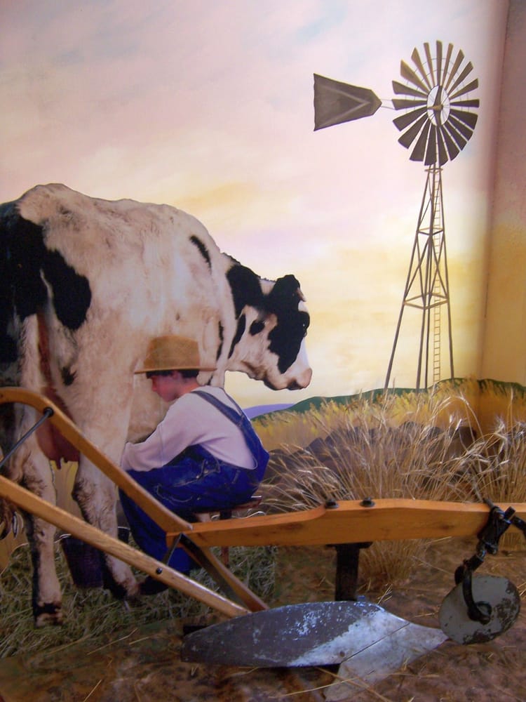 Social spots from Dacotah Prairie Museum