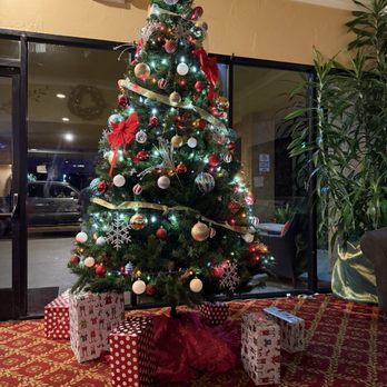 The Morgan - lobby - Hotels Near Me - San Simeon, California