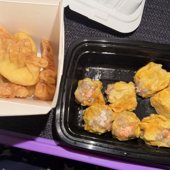 Dumpling House - Fried wantons and pork/shrimp shao mai - Chinese Near Me - Fairfield, California Dumpling House - Fried wantons and pork/shrimp shao mai - Chinese Near Me - Fairfield, California