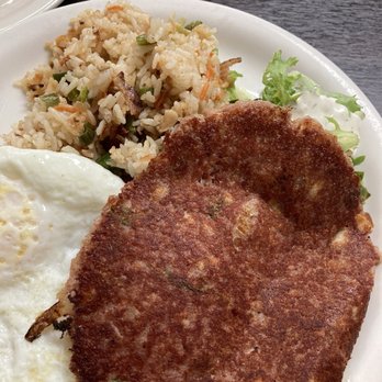 Liliha Bakery - Bakeries Near Me - Honolulu, Hawaii
