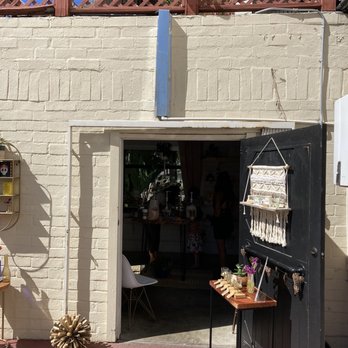 Raices - Side entrance - Cosmetics & Beauty Supply Near Me - South Pasadena, California Raices - Side entrance - Cosmetics & Beauty Supply Near Me - South Pasadena, California