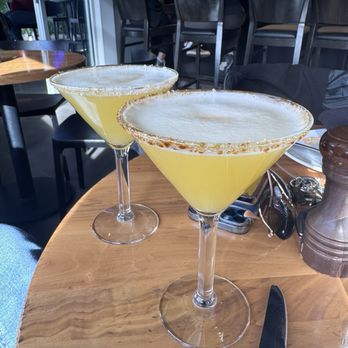 Plate - Drinks!  Happy hour!! - New American Near Me - Prior Lake, Minnesota