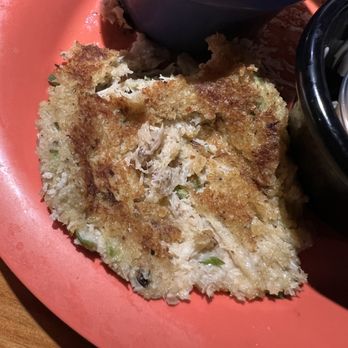 Gilligan's Seafood Restaurant - Beaufort - Mushy "grilled" crabcake. - Seafood Near Me - Beaufort, South Carolina