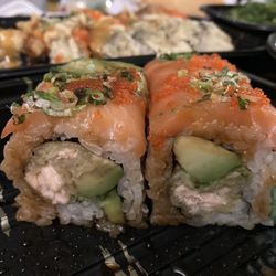 DJ Hibachi & Sushi - Iron Man Roll (8pcs)