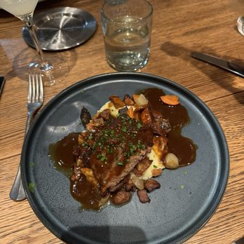 The Select - Braised short ribs - New American Near Me - Charleston, South Carolina The Select - Braised short ribs - New American Near Me - Charleston, South Carolina