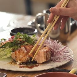 Heemo Sushi - Salmon Collar