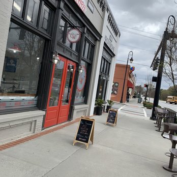 Crave Pie Studio - Outside - Bakeries Near Me - Duluth, Georgia