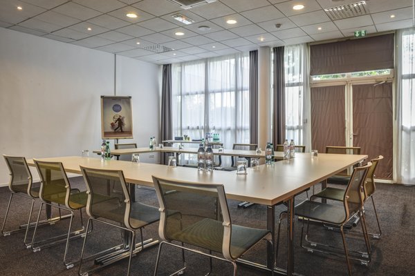 Novotel Senart Golf de Greenparc by null