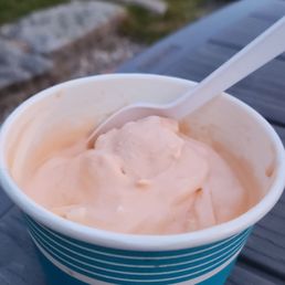 The experience here today is ... meh. Ice cream was runny, virtually a soft serve.
