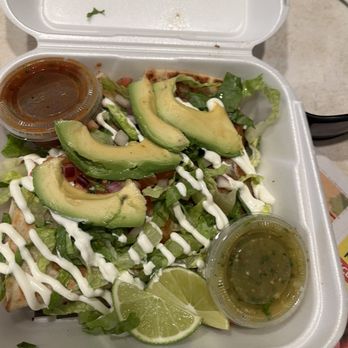 David’z Tacos - Quesadilla supreme. - Food Trucks Near Me - Turlock, California