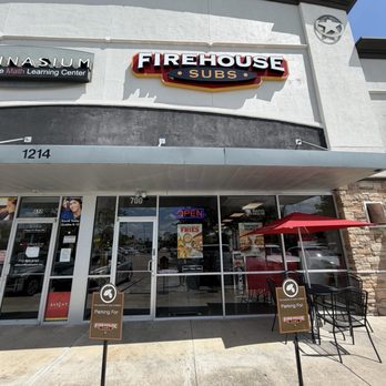 Firehouse Subs Oak Forest - Front entrance - Sandwiches Near Me - Houston, Texas