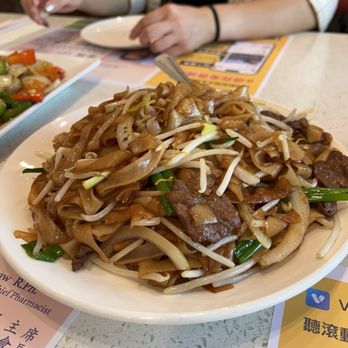 Tasty Spot Cafe - Beef chow fun - good portion size - Dim Sum Near Me - Arcadia, California