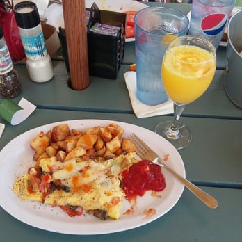 The Beach Bucket - Breakfast & Brunch Near Me - Ormond Beach, Florida