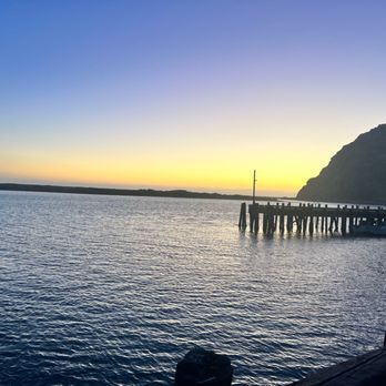 Tognazzini's Dockside - Pier outside - Seafood Near Me - Morro Bay, California Tognazzini's Dockside - Pier outside - Seafood Near Me - Morro Bay, California