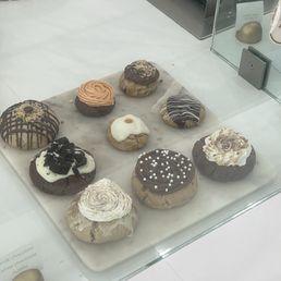 Displace with different flavors