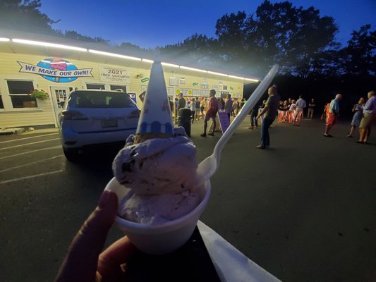 Lago's Ice Cream by null