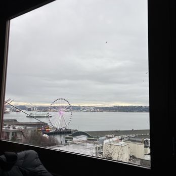 Lowell's Restaurant - The view from the 3rd floor - American Near Me - Seattle, Washington Lowell's Restaurant - The view from the 3rd floor - American Near Me - Seattle, Washington