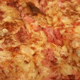 Hawaiian Pizza