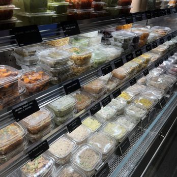 Erewhon - Plant based display - Grocery Near Me - Los Angeles, California Erewhon - Plant based display - Grocery Near Me - Los Angeles, California