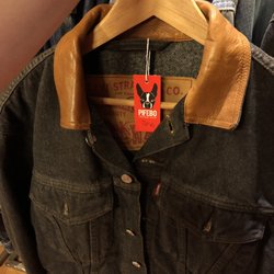 Pifebo Vintage shop - Vintage Levi's jacket- there are two big racks of these!