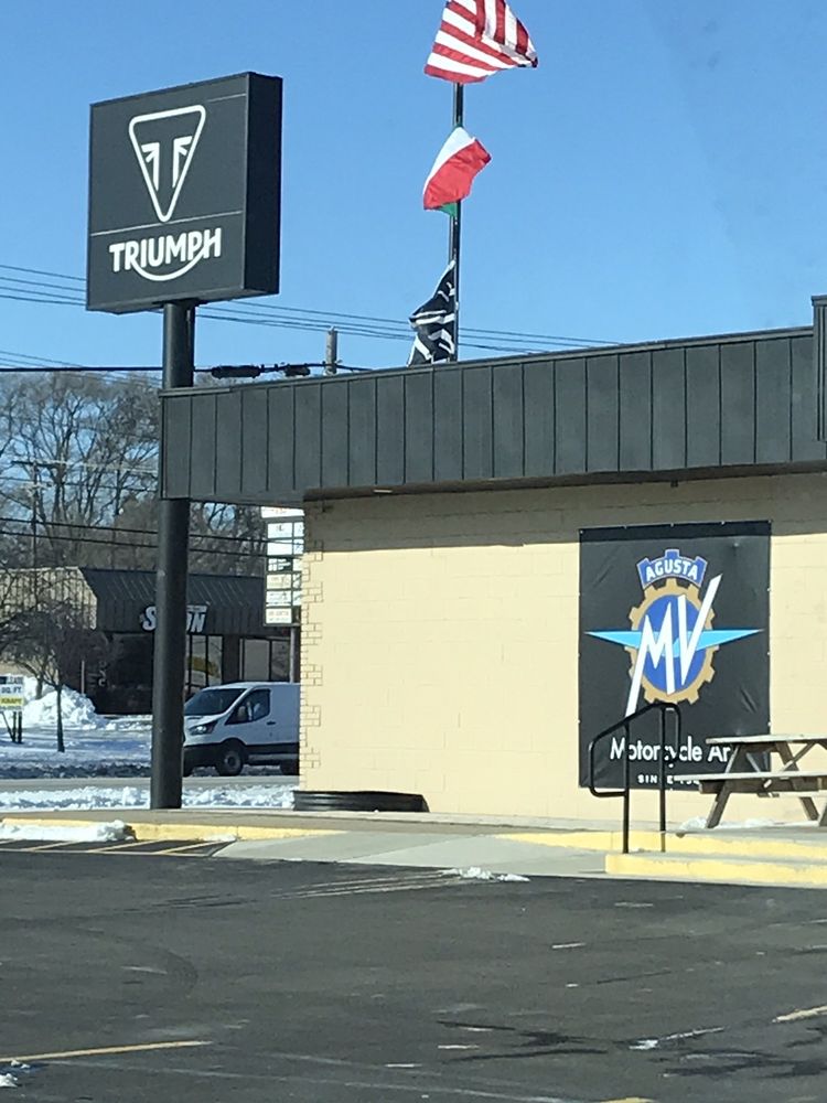 TRIUMPH DETROIT 23 Photos & 10 Reviews Motorcycle Dealers 47488