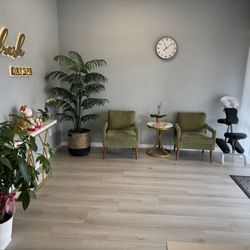 Refresh Day Spa - Waiting Area