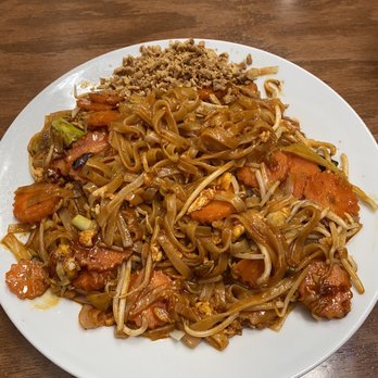Thai Place - Pad Thai - Thai Near Me - Overland Park, Kansas