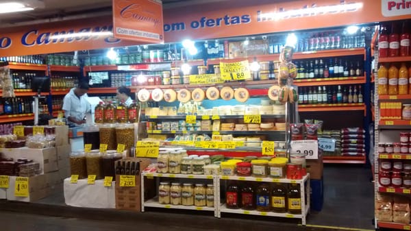 Mercado Municipal de Pinheiros by null