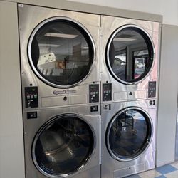 Country Clean Laundromat