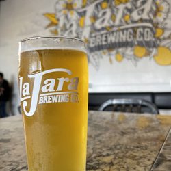 La Jara Brewing Company - Cloud Chaser