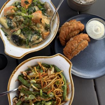 Bayan Ko Diner - half order of all the veggie dishes - Cuban Near Me - Chicago, Illinois Bayan Ko Diner - half order of all the veggie dishes - Cuban Near Me - Chicago, Illinois