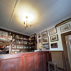 Mary McBrides - Bar