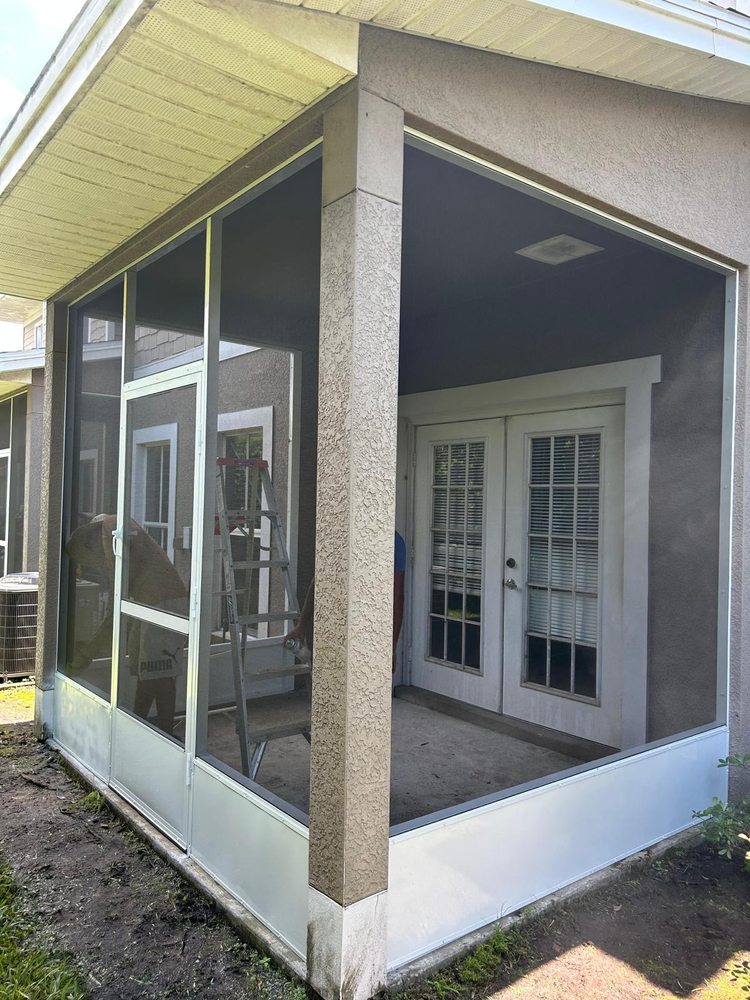 Slide of Aluminum and Screen Y&J