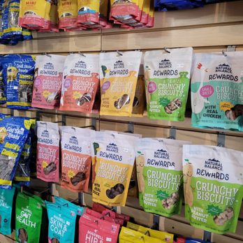 Country Feed Store - Pet Stores Near Me - Vista, California