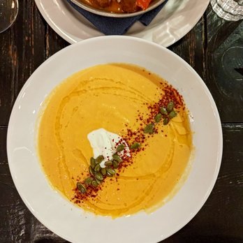 Ben Paris - Carrot Ginger soup, good but could be a little thicker and more flavorful - New American Near Me - Seattle, Washington Ben Paris - Carrot Ginger soup, good but could be a little thicker and more flavorful - New American Near Me - Seattle, Washington