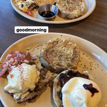 Snooze, an A.M. Eatery - Habanero Benedict, Pulled pork Benedict Omellete - Breakfast & Brunch Near Me - Addison, Texas