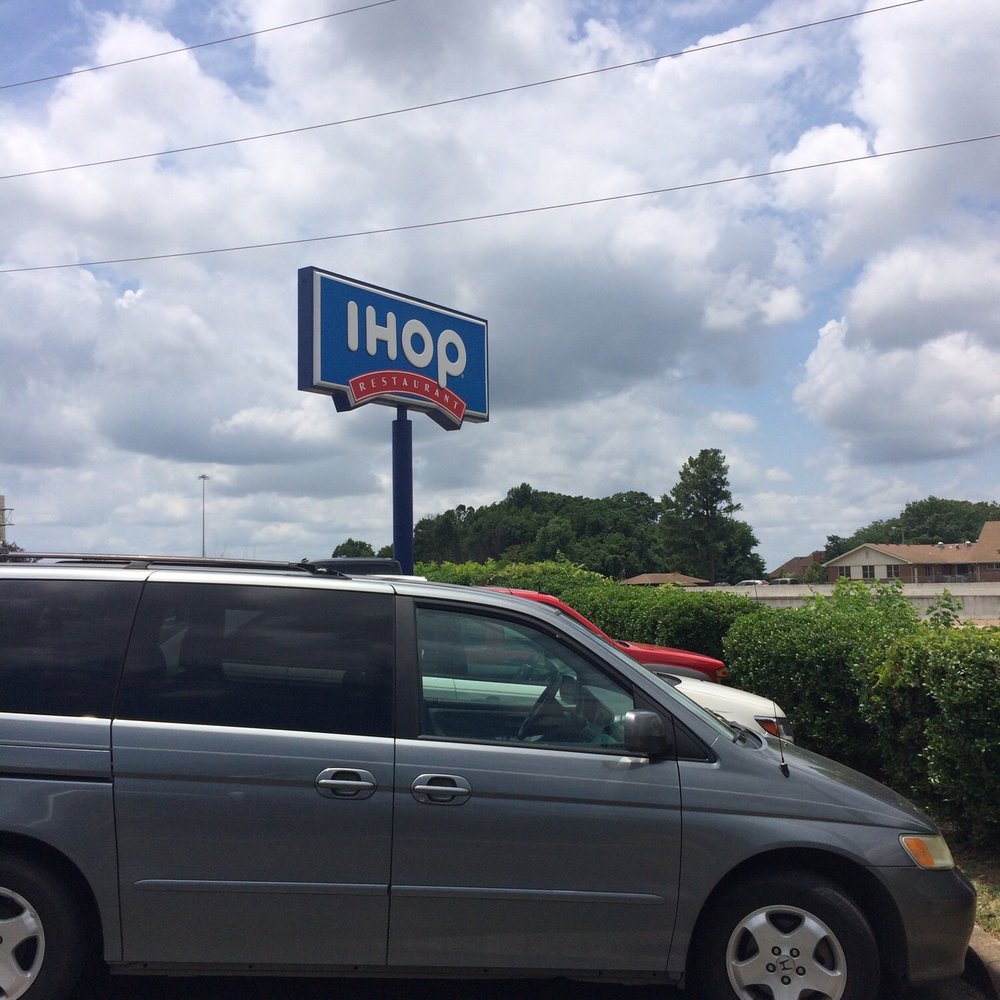 IHOP - Sunday meal with the family - Breakfast & Brunch Near Me - Jackson, Tennessee