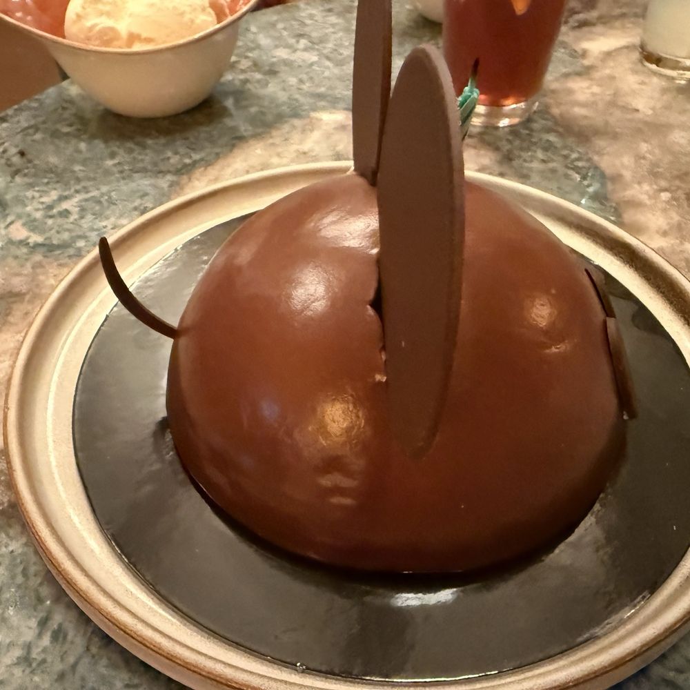Magic Key Terrace - Magic Key Holder Dining - Cake - Wine Bars Near Me - Anaheim, California