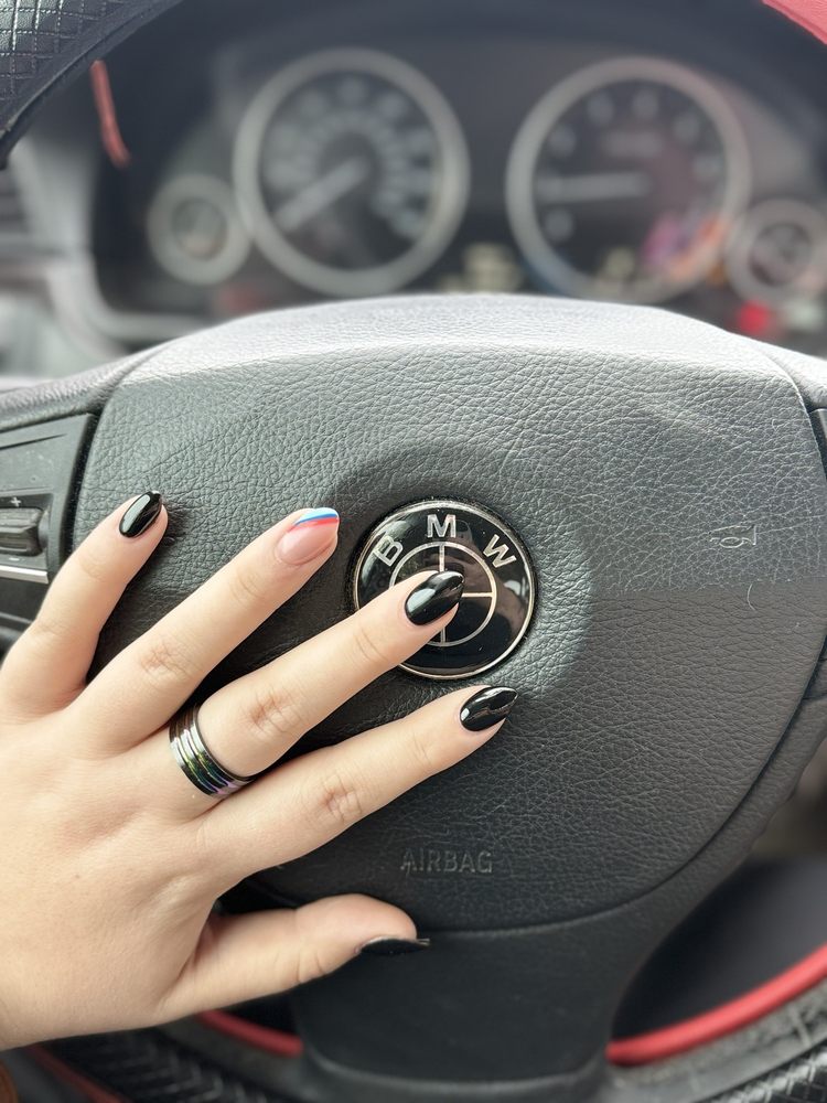 Noire The Nail Bar Logo