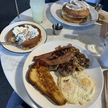 George + Kin's Diner - George's Big Morning breakfast - Diners Near Me - Napa, California George + Kin's Diner - George's Big Morning breakfast - Diners Near Me - Napa, California