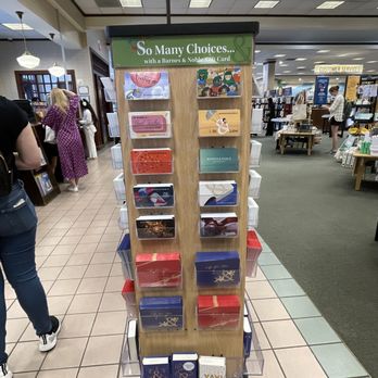 Barnes & Noble Booksellers - Bookstores Near Me - Webster, Texas