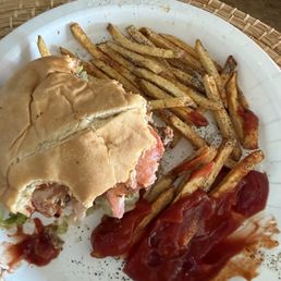 Sorry already started eating/Burger is truly delicious!! Fries ok but give them credit for using tallow!!