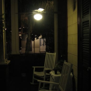 Royal Street Courtyard - Bed & Breakfast Near Me - New Orleans, Louisiana Royal Street Courtyard - Bed & Breakfast Near Me - New Orleans, Louisiana