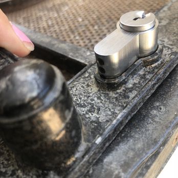 Unlock Mobile Locksmith Services - Keys & Locksmiths Near Me Unlock Mobile Locksmith Services - Keys & Locksmiths Near Me