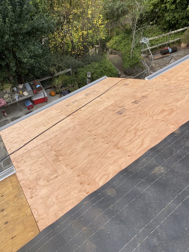 Slide of Algami Roofing