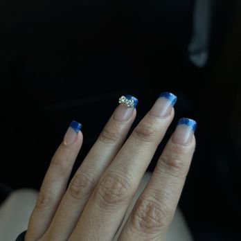 Inails - Nail Salons Near Me - Los Angeles, California