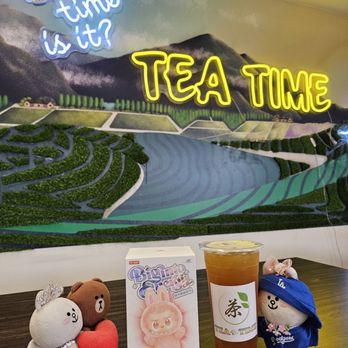 Tea Time Taiwan - We got a Big Into Energy Labubu and a Peach Green Tea - Bubble Tea Near Me - Pearl City, Hawaii Tea Time Taiwan - We got a Big Into Energy Labubu and a Peach Green Tea - Bubble Tea Near Me - Pearl City, Hawaii