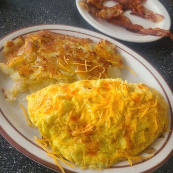 Chubby's Diner - Ultimate omelet and hashbrowns - Breakfast & Brunch Near Me - Roseville, California Chubby's Diner - Ultimate omelet and hashbrowns - Breakfast & Brunch Near Me - Roseville, California